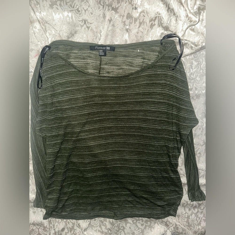 Womens Size Medium Forever 21 Top.